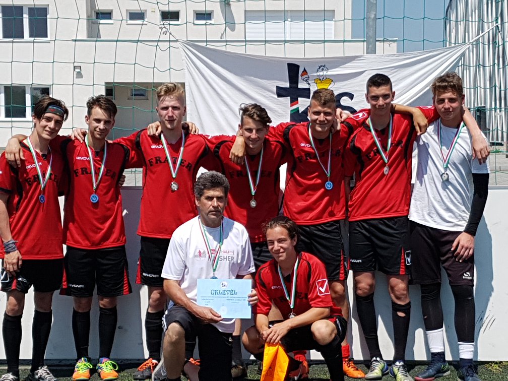 33692016 1813798492029019 916278633482420224 o