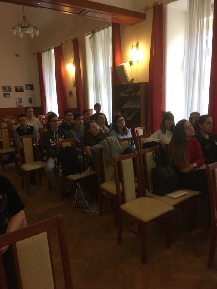 77416185 2855331027819366 500062063020736512 n